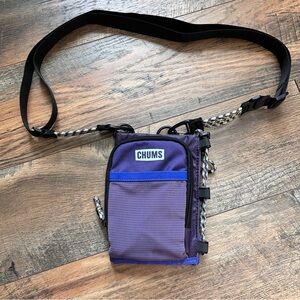 ~*~ Chums Rover Water Bottle Sling Bag ~*~